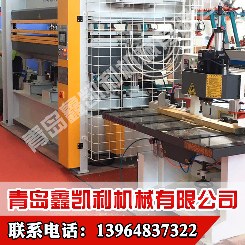 貼面熱壓機(jī)出現(xiàn)漏油情況怎么辦？